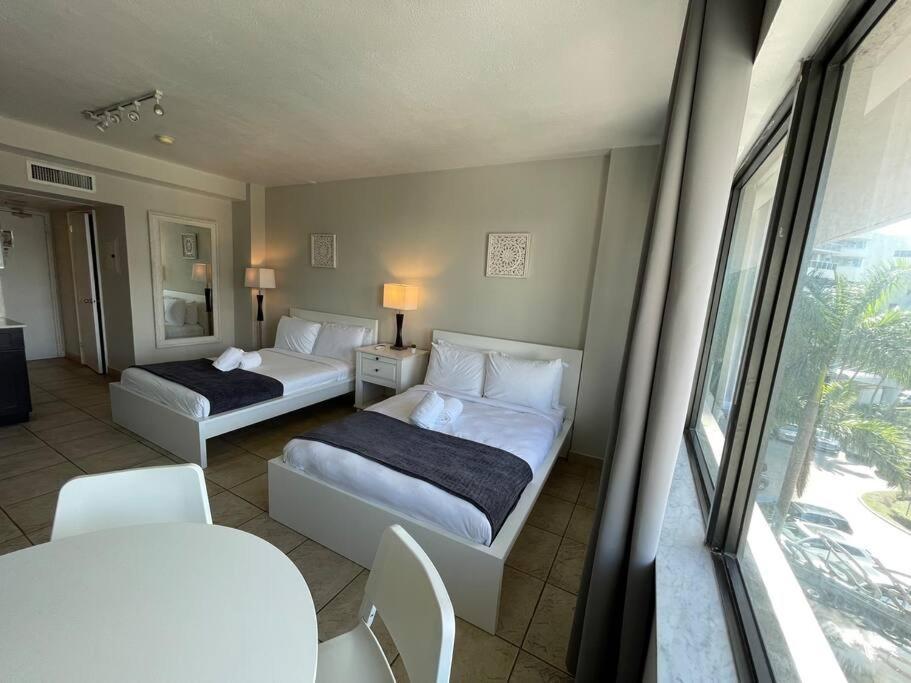 Charming Studio City View! Маями Бийч Екстериор снимка