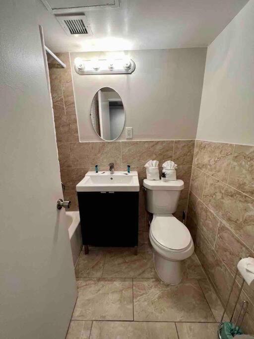 Charming Studio City View! Маями Бийч Екстериор снимка